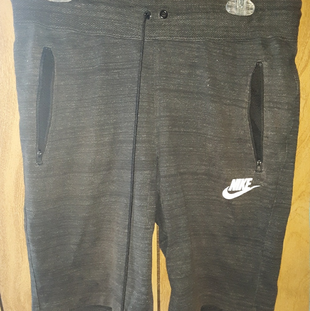 Large Men's Nike Shorts